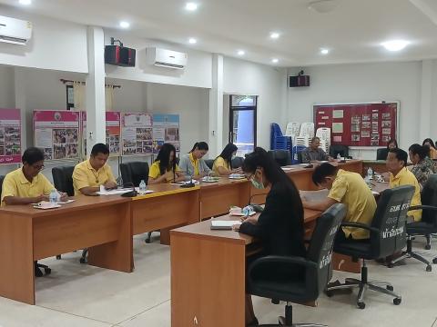 ประชุมคณะกรรมการศูนย์พัฒนาคุณภาพชีวิตผู้สูงอายุตำบลเขวาไร่